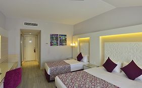 Sunmelia Beach & Spa 5*